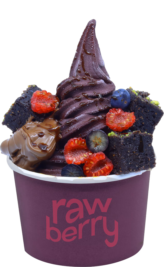 Brownie acai bowl with Nutella and strawberries